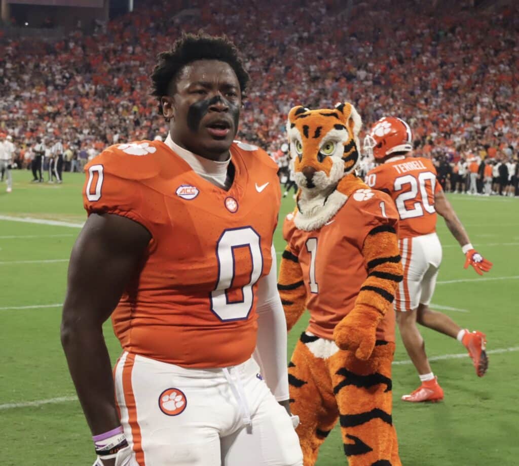 Barrett Carter: Clemson